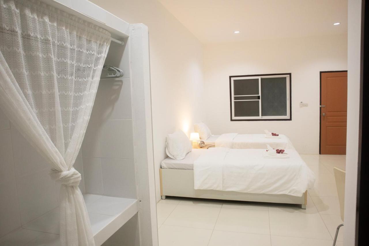 ตะวันแมนชั่น Apartment Ban Na Kha Luaran gambar