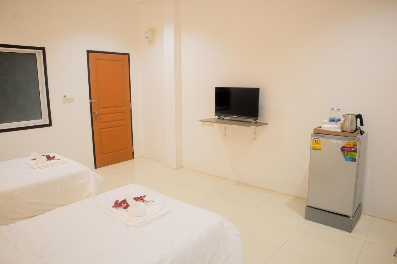 ตะวันแมนชั่น Apartment Ban Na Kha Luaran gambar