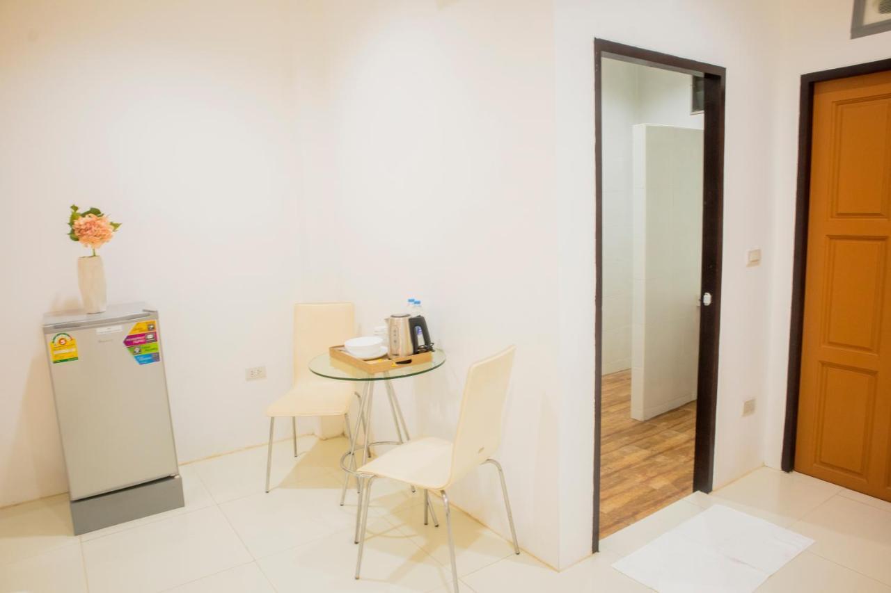 ตะวันแมนชั่น Apartment Ban Na Kha Luaran gambar